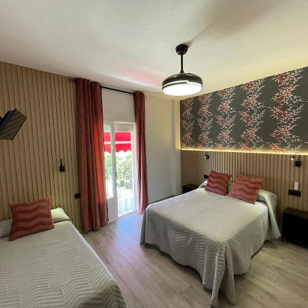 Hostal Calderon De La Barca Zalamea de la Serena Bagian luar foto