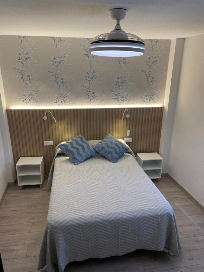 Hostal Calderon De La Barca Zalamea de la Serena Bagian luar foto