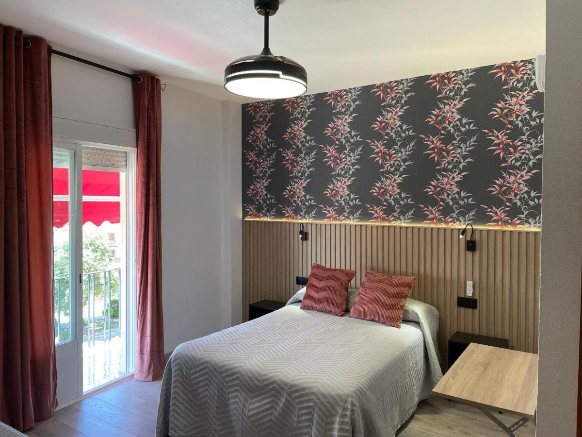 Hostal Calderon De La Barca Zalamea de la Serena Bagian luar foto